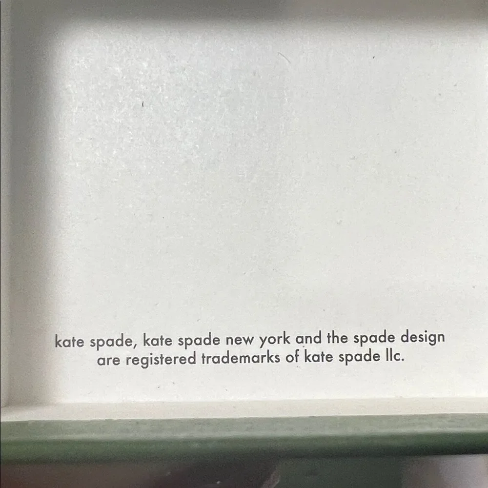 Kate Spade New York My Love Pave Crystal Heart Halo Gold Stud Earrings -NWT - Picture 4 of 8